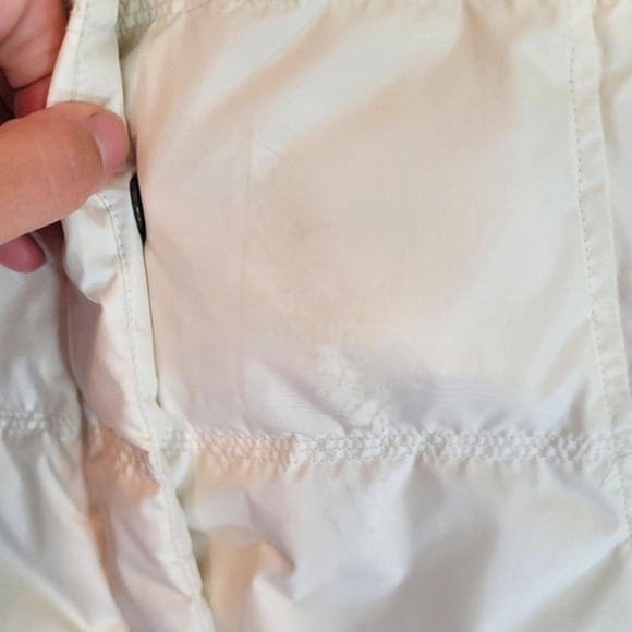 EDDIE BAUER IVORY QUILTED GOOSE DOWN VEST, sz SMALL - Picture 9 of 15